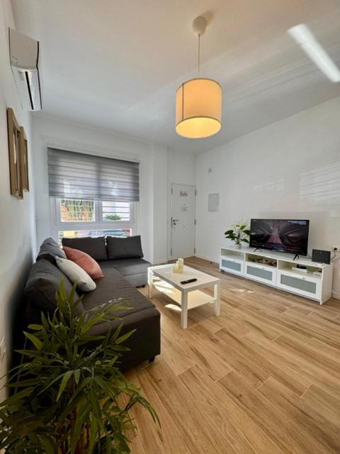 Apartamento Jardin Del Mar มาลากา ภายนอก รูปภาพ